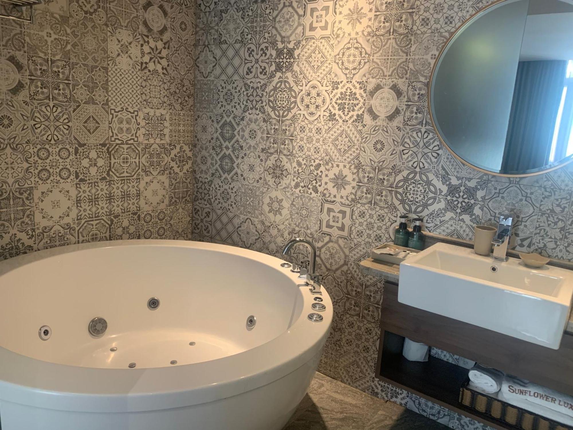 Sunflower Luxury Hotel Ho Si Minh-város Kültér fotó
